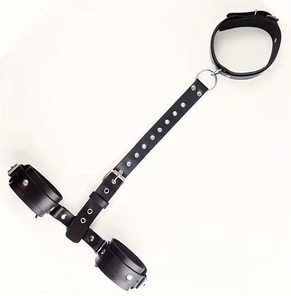 Set BDSM Cuero Negro – Collar + Esposas + Correas Restricción Ajustables